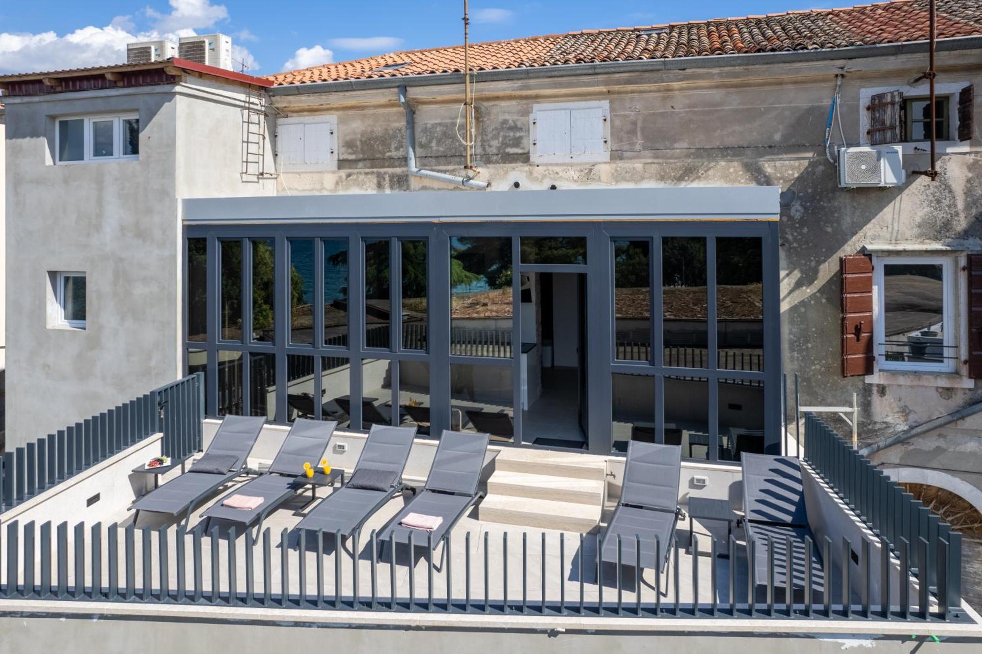 Angel'S Sunrise Apartment Poreč Exteriör bild